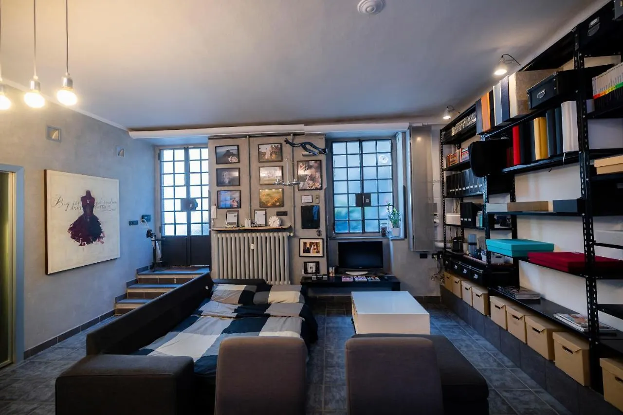 Loft In Stile Industrial - Stazione Centrale Милан 0*,  Италия